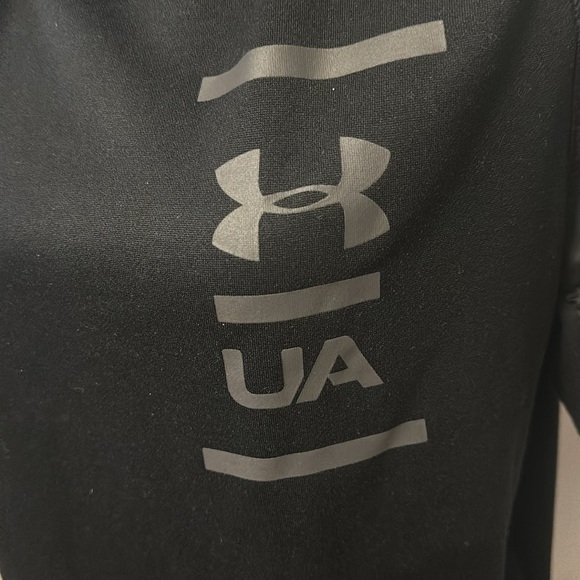 Under Armour hooded short-sleeve top - Picture 2 of 6